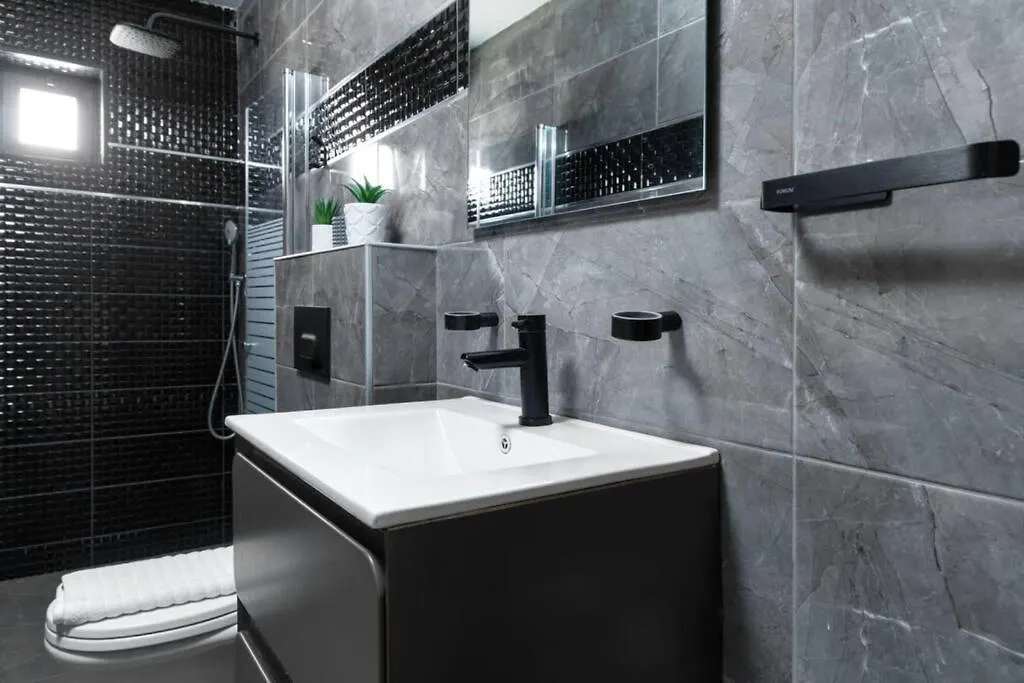 אשראם 8: מרפסת מודרנית במיקום מרכזי Apartment Eilat